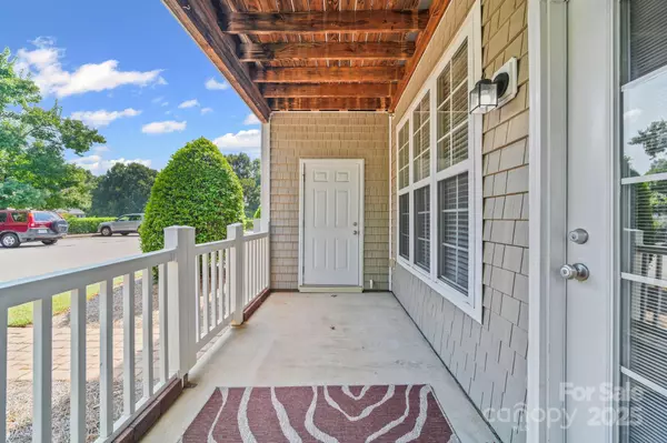 Cornelius, NC 28031,18001 Delmas DR #1F