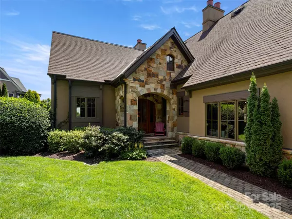 Arden, NC 28704,12 Windelsham WAY