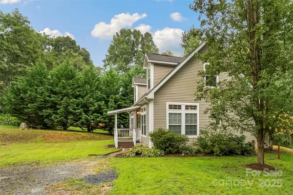 Hendersonville, NC 28792,192 Chickadee TRL