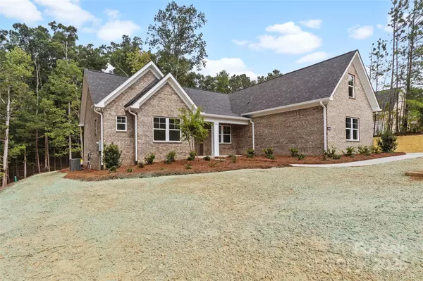 Lancaster, SC 29720,1028 Lyndon DR