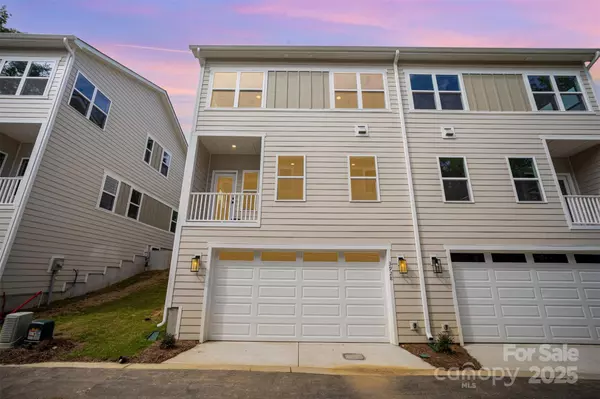 Charlotte, NC 28208,3928 Hager DR