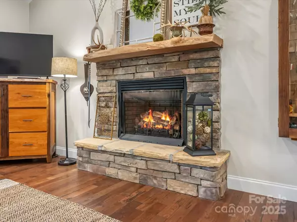 Morganton, NC 28655,6467 US 64 HWY #23