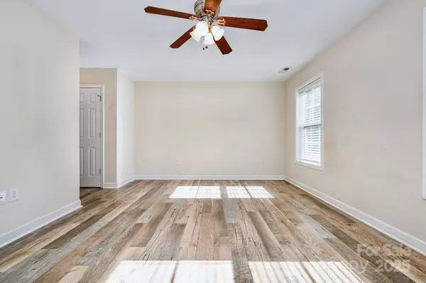 Stanley, NC 28164,1905 Dallas Stanley HWY