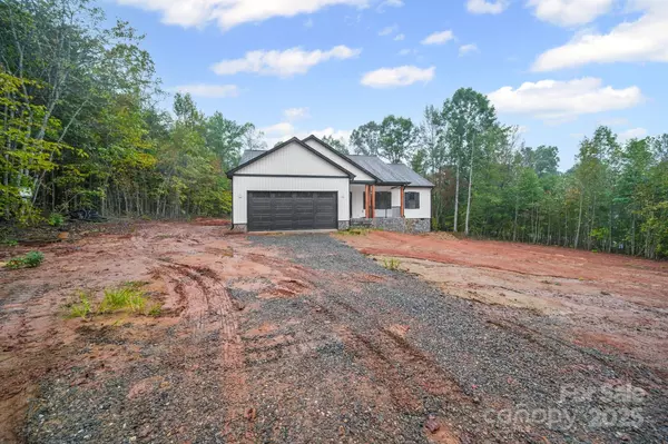 Statesville, NC 28625,354 Bluegill LN #23