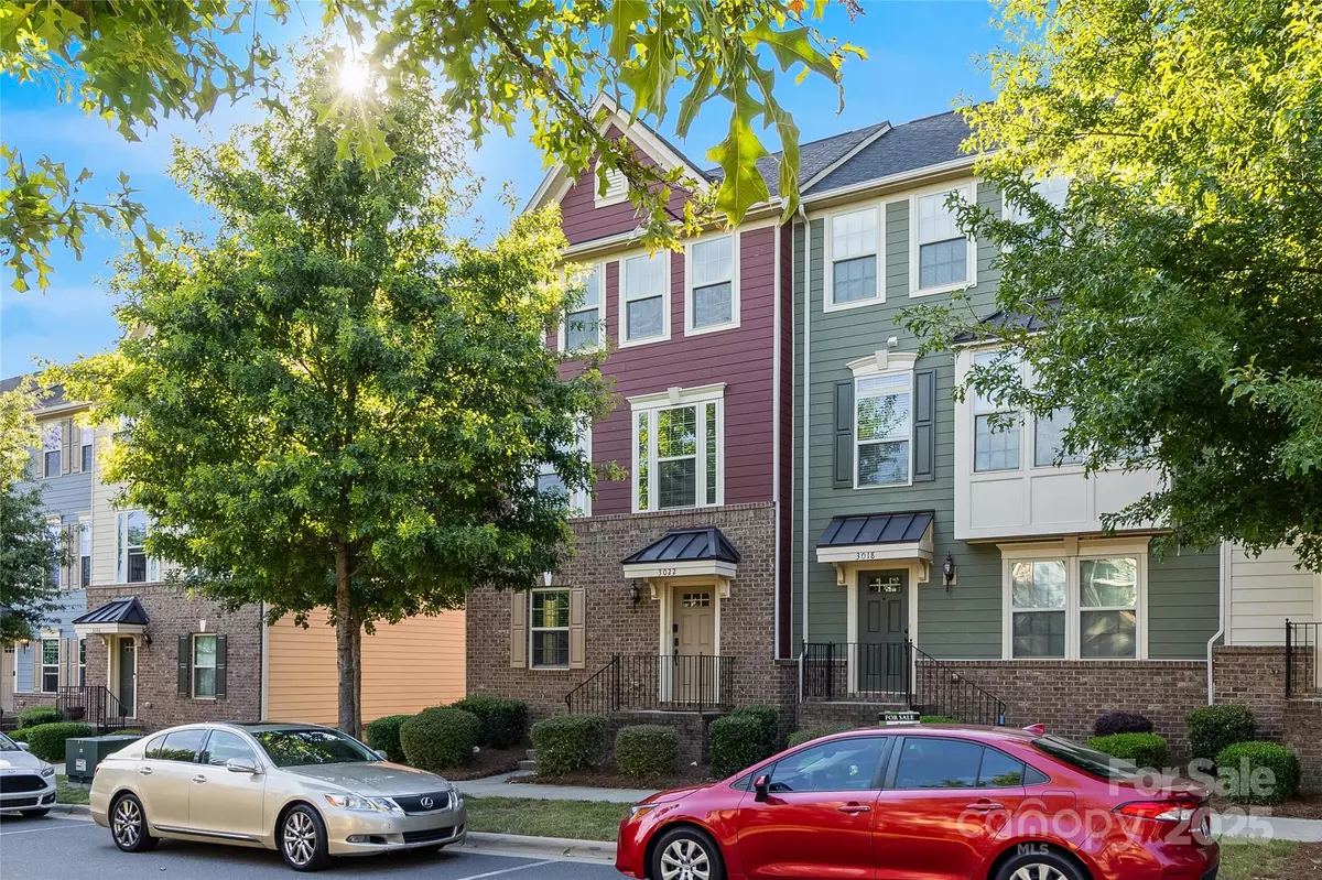 Charlotte, NC 28217,3022 Potomac River Pkwy