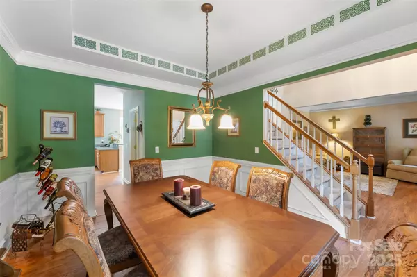 Charlotte, NC 28277,17240 Georgian Hall DR