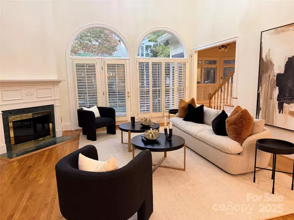 Charlotte, NC 28277,6921 Linkside CT