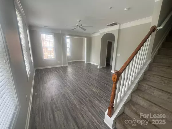 Charlotte, NC 28269,8728 Arbor Creek DR #B