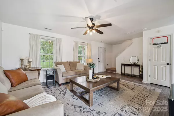 Concord, NC 28025,5906 Meeting ST