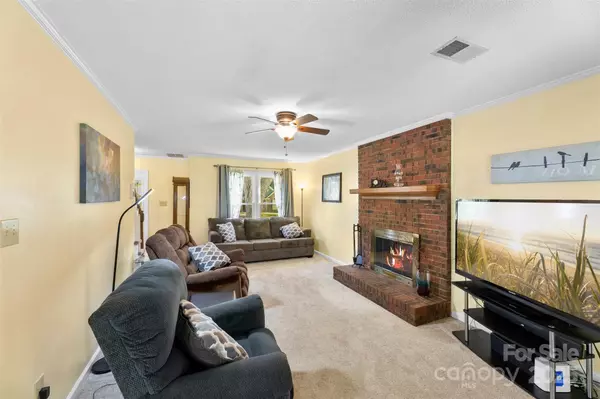 Charlotte, NC 28273,14936 Forest Mist WAY