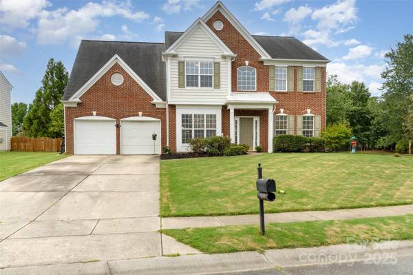 7633 Rathburn LN, Charlotte, NC 28277