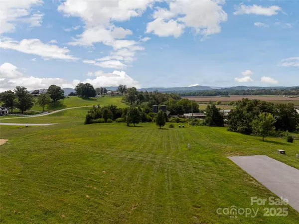 Mills River, NC 28759,301 Majestic Ridge RD #57