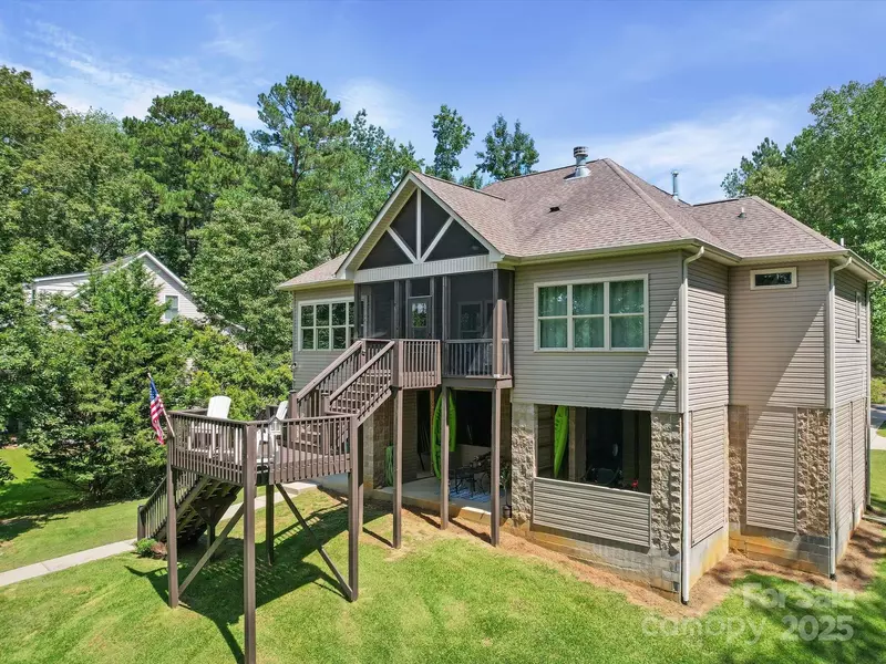 2051 Great North RD, Winnsboro, SC 29180