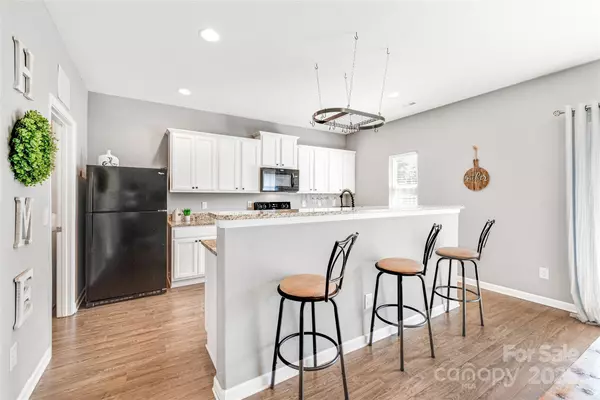 Charlotte, NC 28214,8207 Paw Valley LN