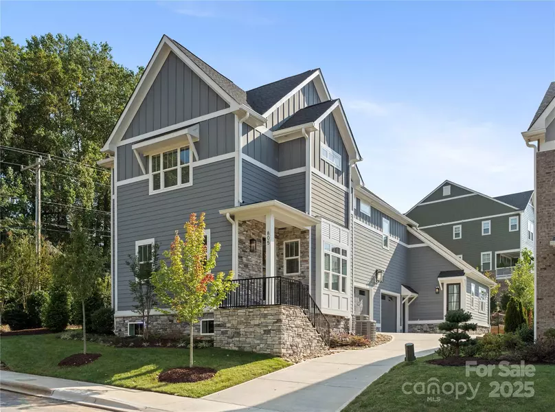 805 Naples DR, Davidson, NC 28036
