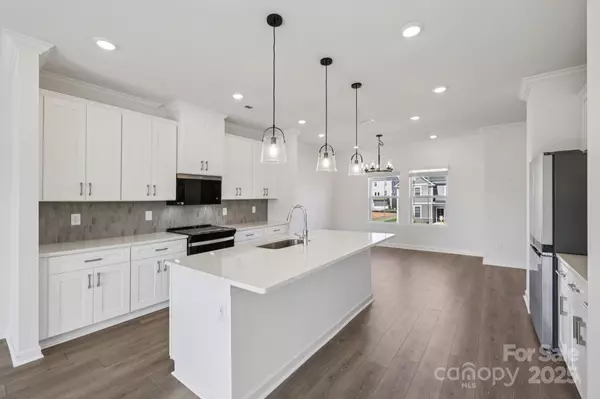 Fort Mill, SC 29708,135 Kona LN