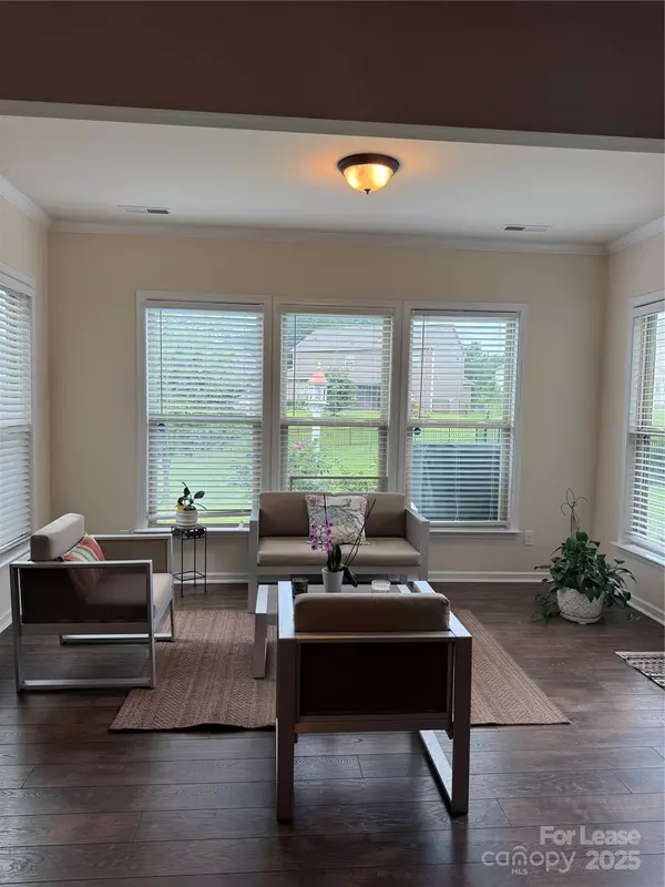 Charlotte, NC 28278,10413 Honeyfur CT