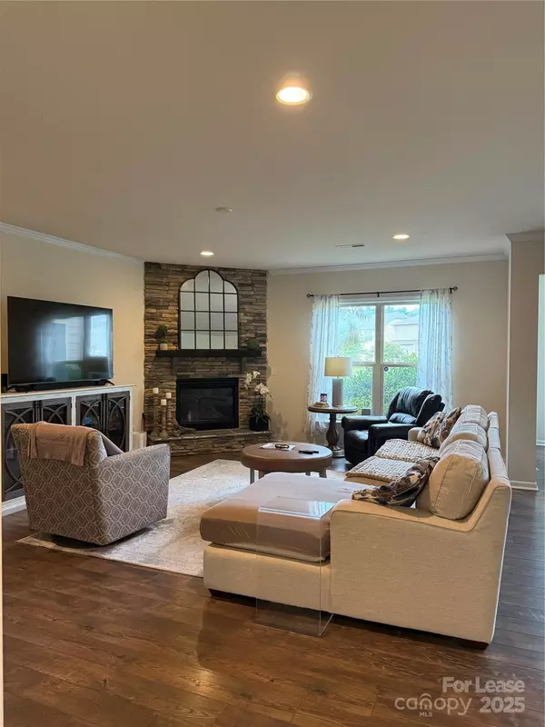 Charlotte, NC 28278,10413 Honeyfur CT