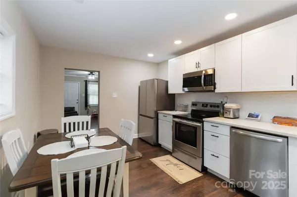 Mount Holly, NC 28120,106 Robinson AVE