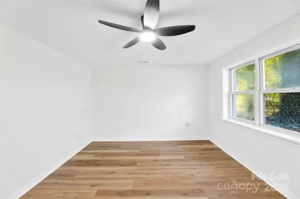 Kings Mountain, NC 28086,118 Lackey ST