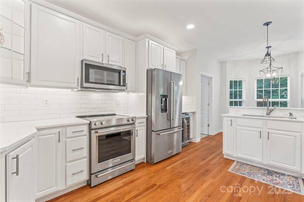Mooresville, NC 28117,390 Robinson RD