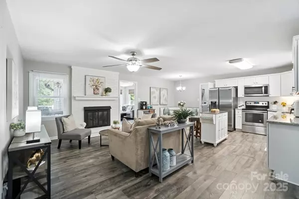 Salisbury, NC 28147,245 Lois LN