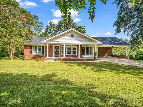 1544 Old US 221A HWY, Mooresboro, NC 28114