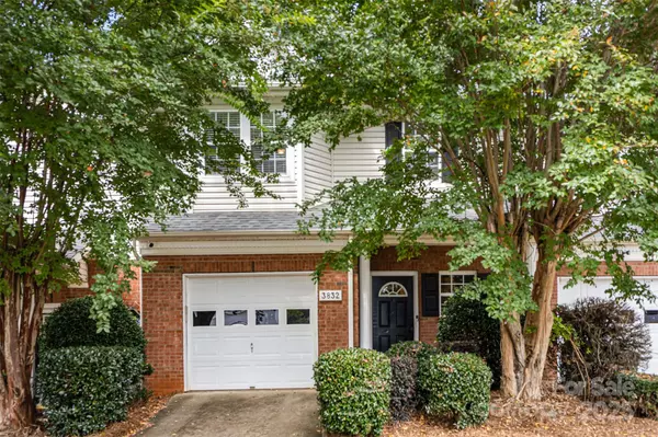 Charlotte, NC 28269,3832 Thomas Ridge DR