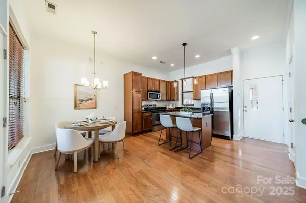 Charlotte, NC 28205,3254 Noda BLVD