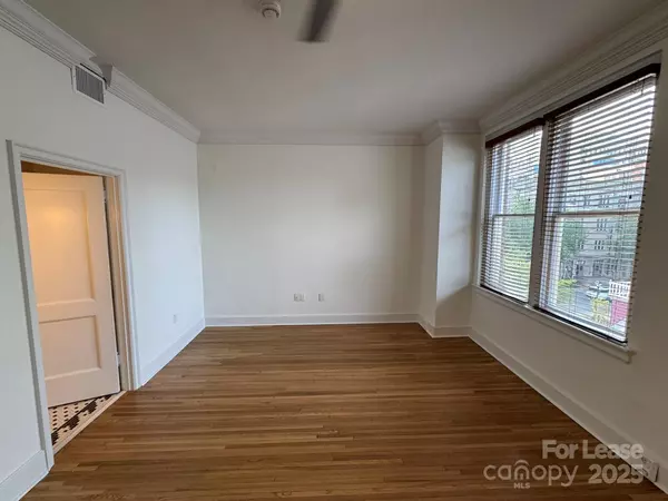 Charlotte, NC 28202,515 N Church ST #303