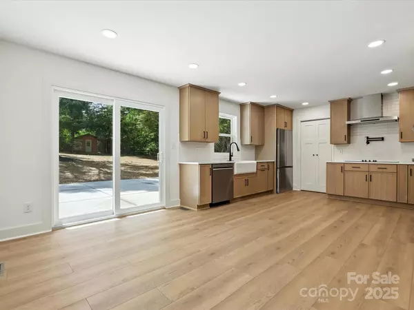 Monroe, NC 28112,3303 Reid CIR