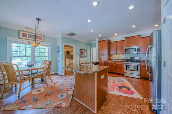 Weaverville, NC 28787,37 AND 35 Moore ST