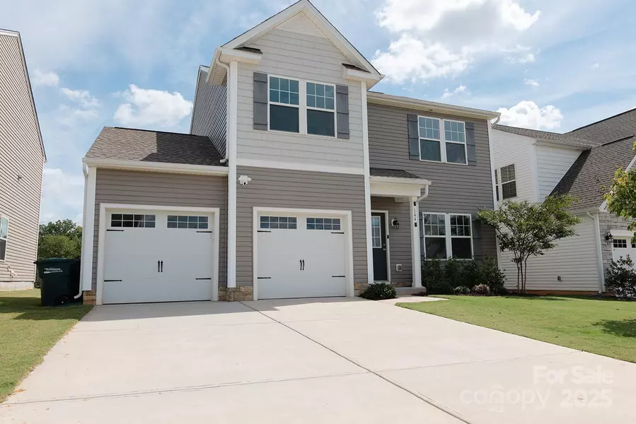144 Fairfield DR, Troutman, NC 28166