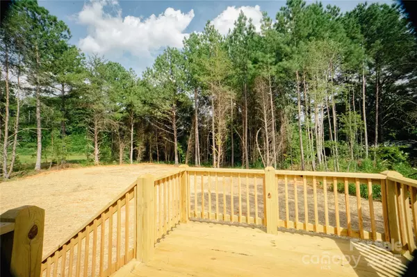 Statesville, NC 28677,129 Patchwork DR