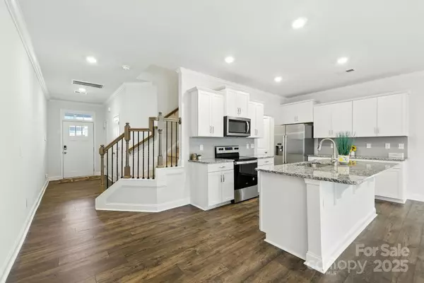 Asheville, NC 28806,607 Santa Clara DR