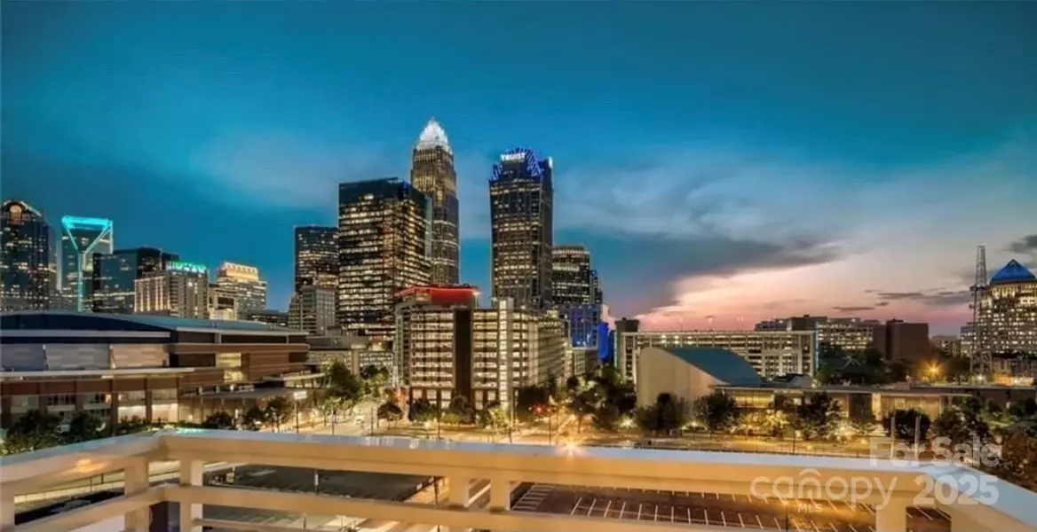 505 E 6th ST #1003, Charlotte, NC 28202