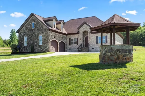 Lincolnton, NC 28092,1974 Glen Manor CT