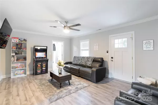 Winston Salem, NC 27103,700 Magnolia ST