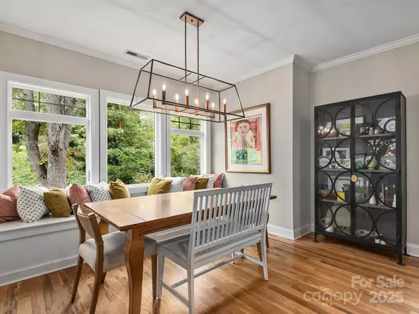 Asheville, NC 28806,85 Tremont ST