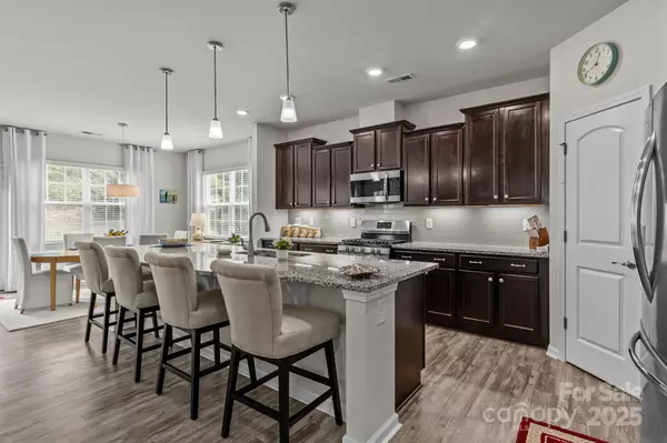 Mount Holly, NC 28120,352 Picasso TRL