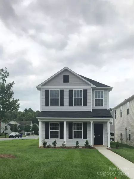 1704 Overcreek CIR, Winston Salem, NC 27127