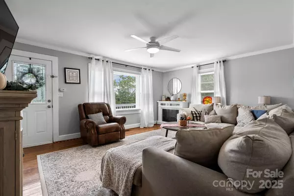 Lenoir, NC 28645,1238 Oaklawn ST SE