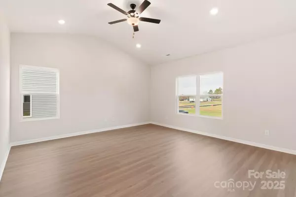 Gastonia, NC 28052,3474 Bear Den DR