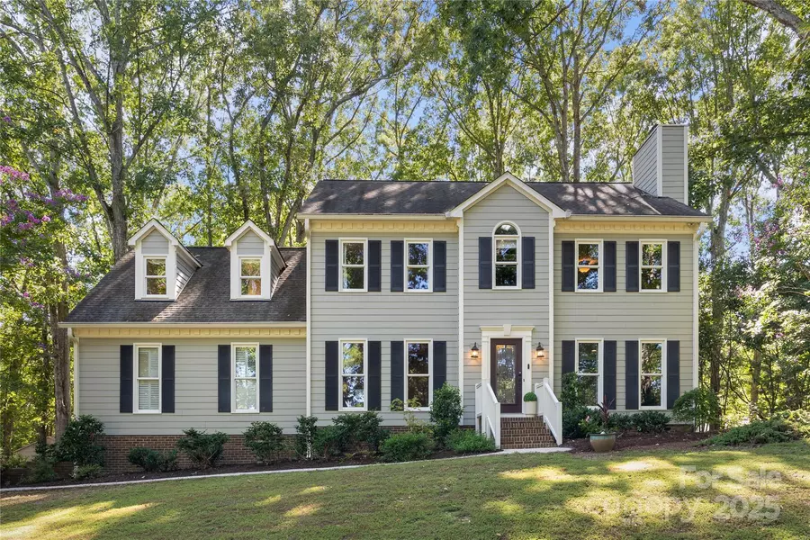 1419 Old Tara LN, Fort Mill, SC 29708