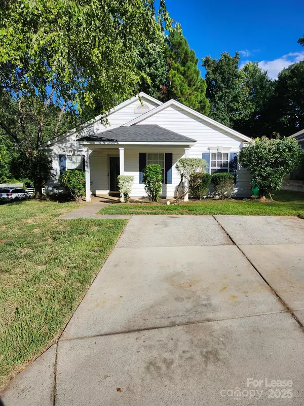 10648 Greatford CT, Charlotte, NC 28215