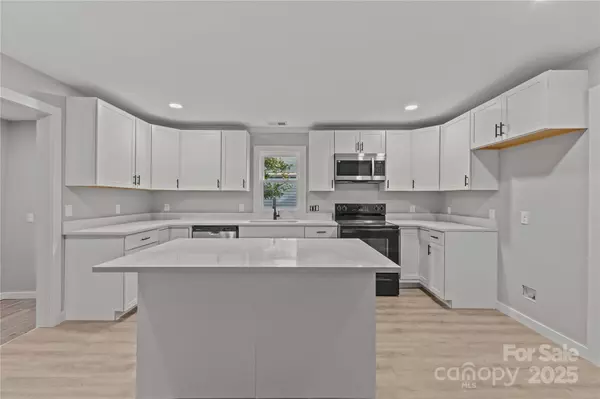 Gastonia, NC 28052,816 Miller ST