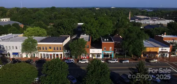 Davidson, NC 28036,19104 Newburg Hill RD