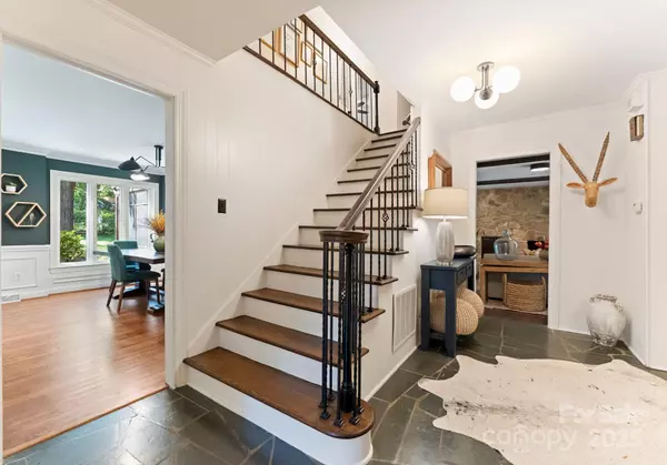 Charlotte, NC 28211,3232 Colony RD