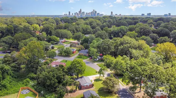 Charlotte, NC 28208,3634 Carlyle DR