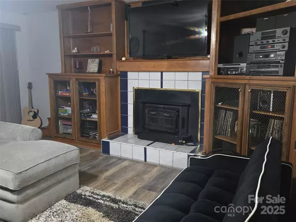 Charlotte, NC 28215,10011 Arbordale AVE